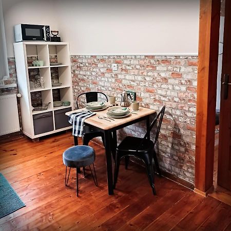 Retro House Apartman Gliwice Kültér fotó